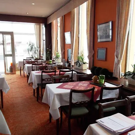 Hotel Strandhotel 2*